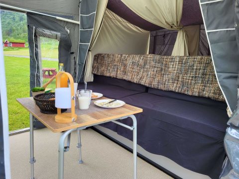 Seng kombinert med sofa